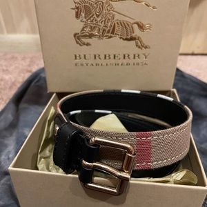 Burberry belt